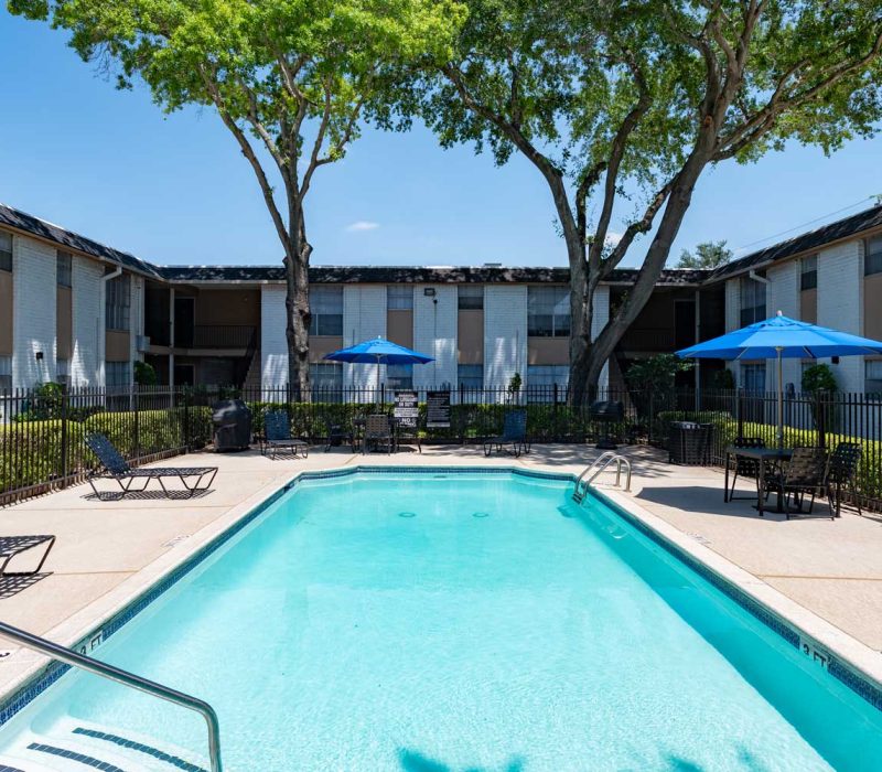Morgan Manor Apartments; one two bedroom apartment homes near Texas Medical Center, Rice University in southwest Houston TX